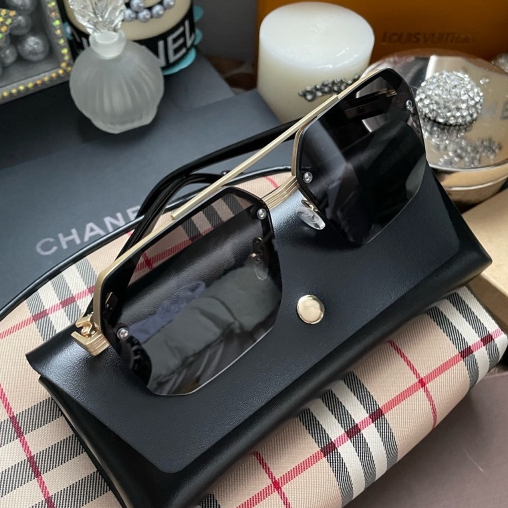 Sunglasses NWT